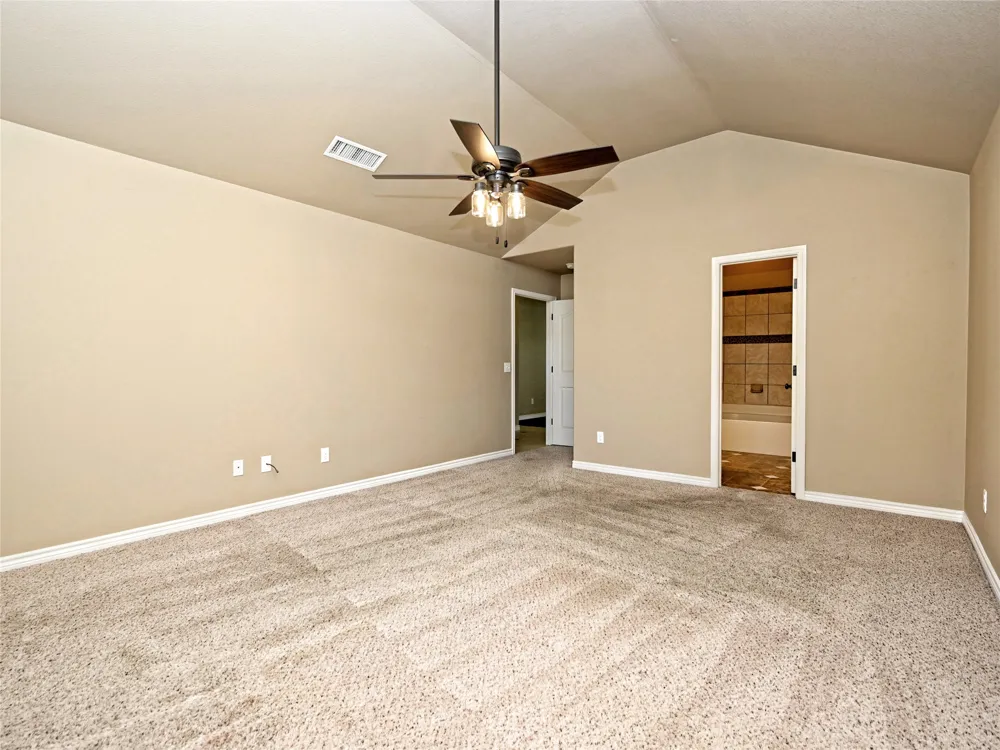 224 Geode Lane Jarrell, TX 76537