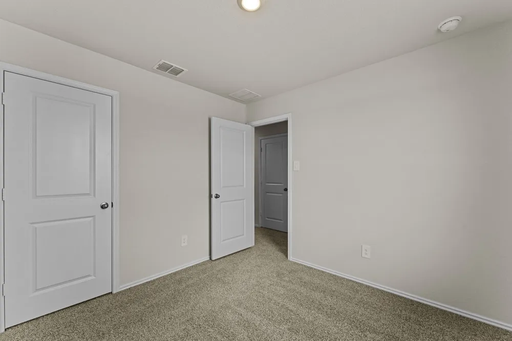 113 Howard Drive Maxwell, TX 78109