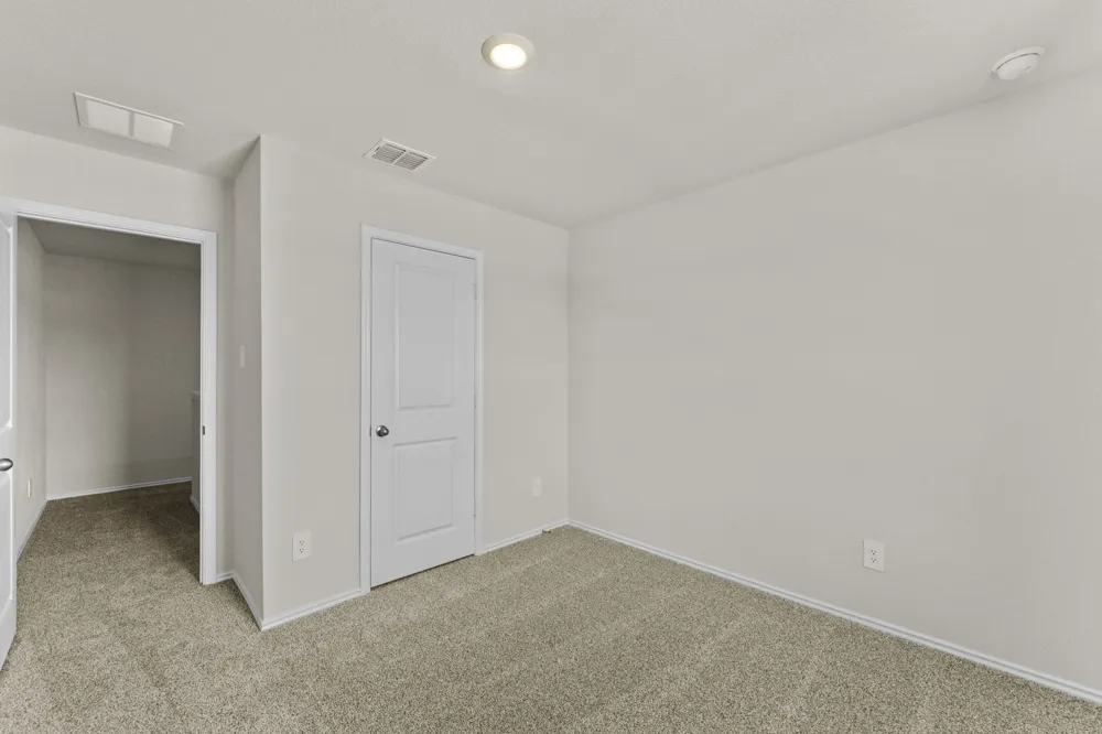113 Howard Drive Maxwell, TX 78109