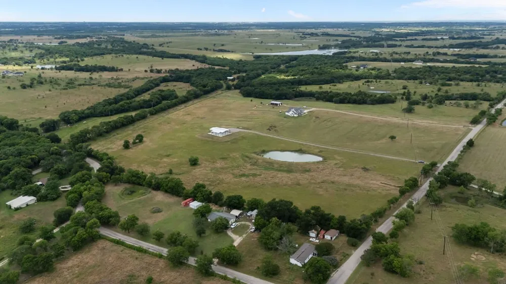 1161 Alsdorf Road Ennis, TX 75119