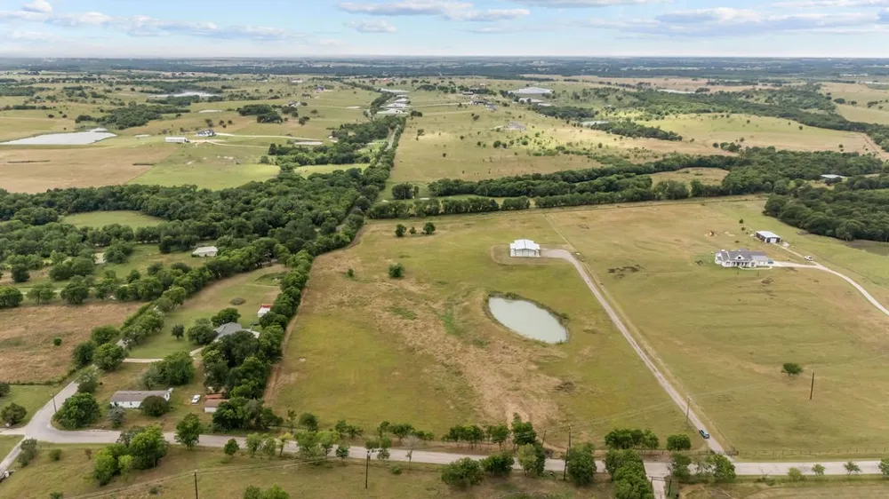 1161 Alsdorf Road Ennis, TX 75119