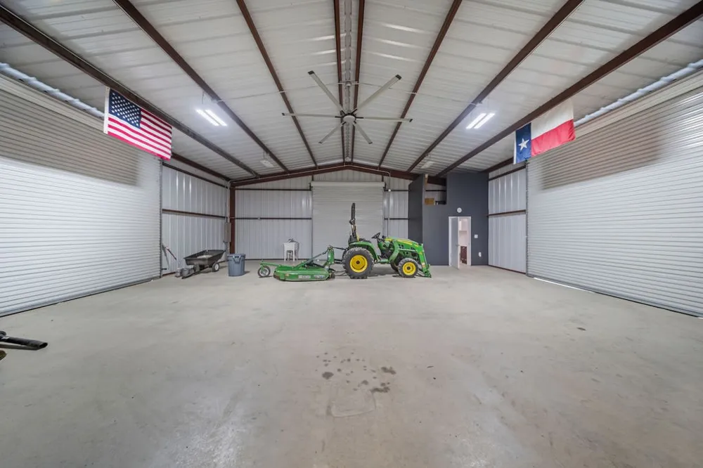 1161 Alsdorf Road Ennis, TX 75119