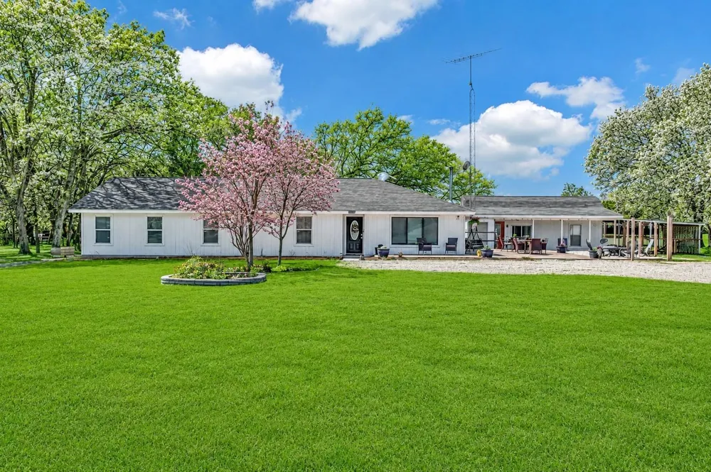 1835 Fort Graham Road Waco, TX 76705