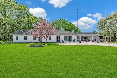 1835 Fort Graham Road