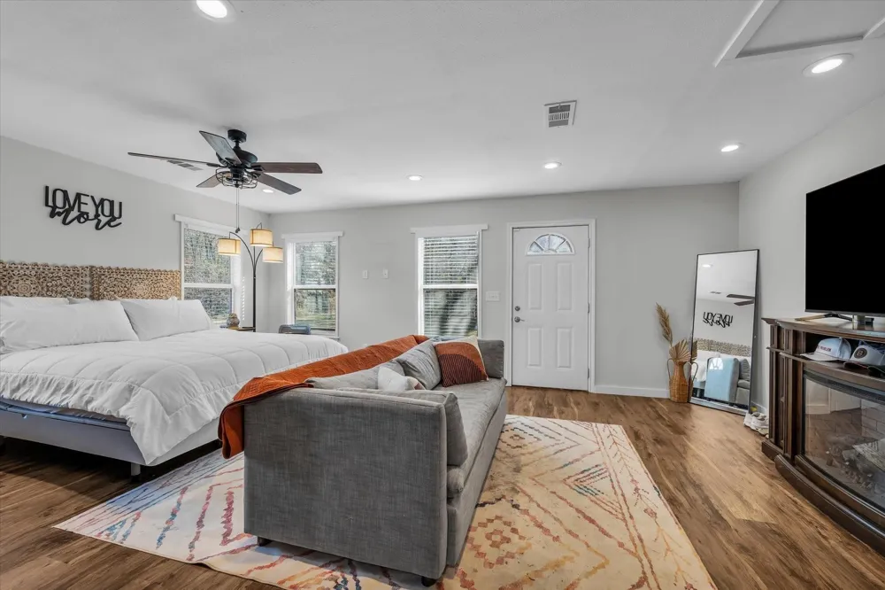 1835 Fort Graham Road Waco, TX 76705