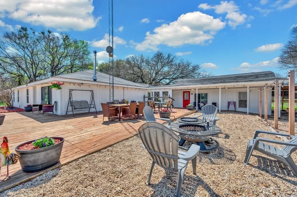 1835 Fort Graham Road Waco, TX 76705