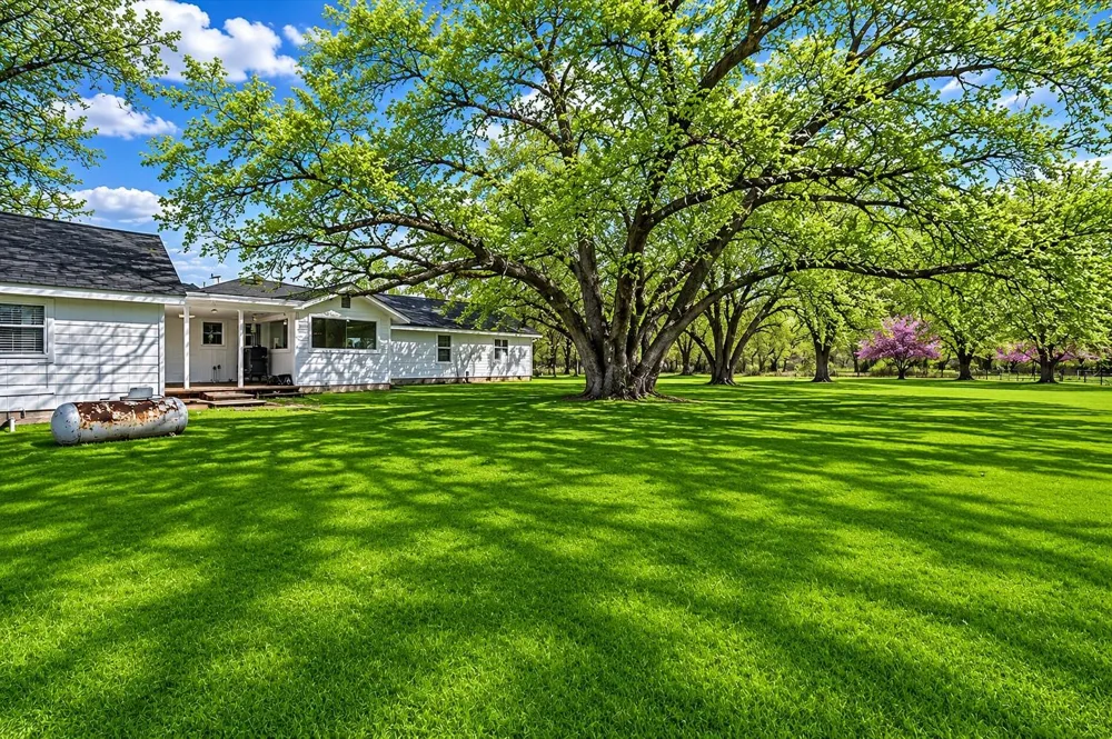1835 Fort Graham Road Waco, TX 76705