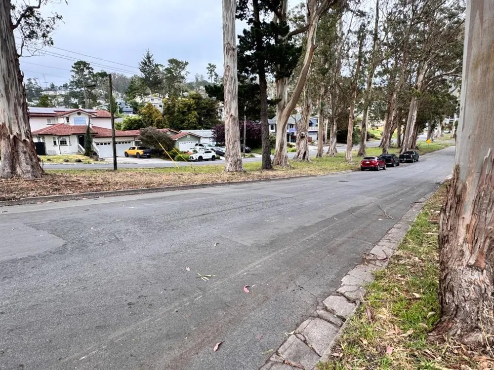 422 The Alameda El Granada, CA 94018