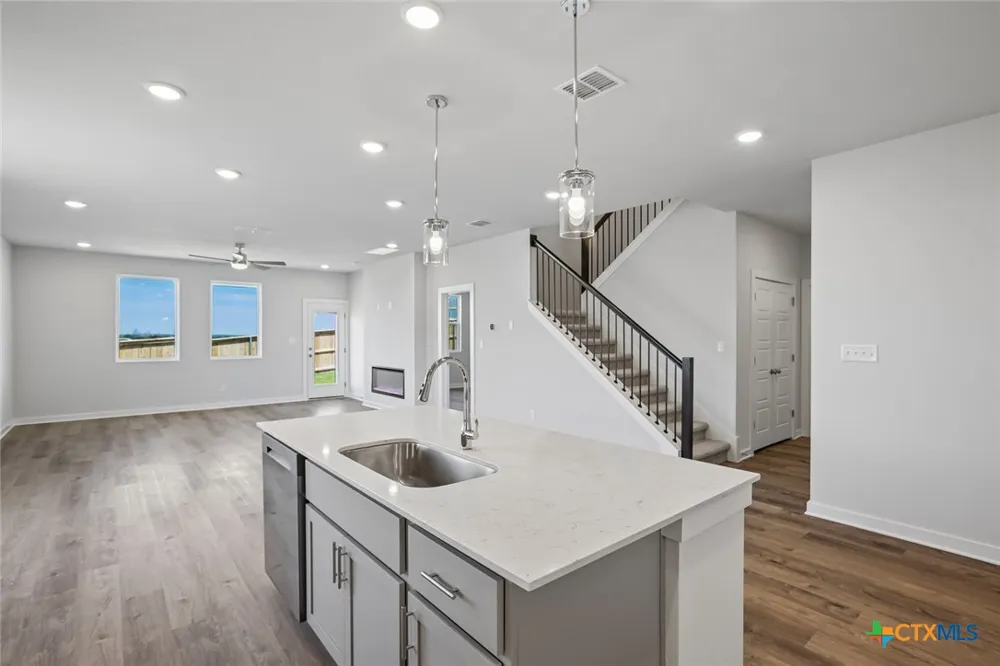 5420 San Pietro Drive Austin, TX 78747
