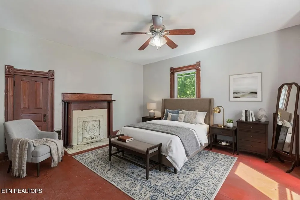 419 W Rockwood St Rockwood, TN 37854