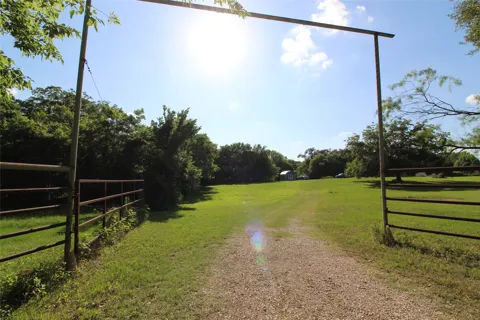19470 County Road 4072