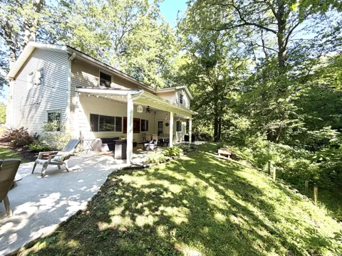 723 Arbor Court