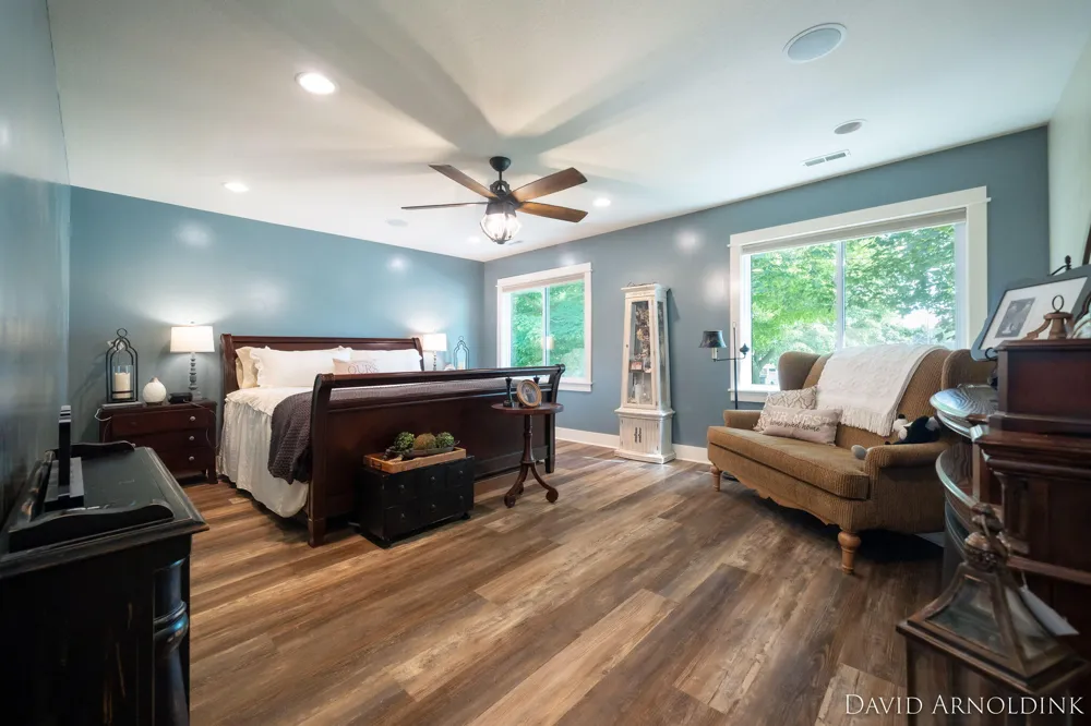 2325 Riley Court Hudsonville, MI 49426