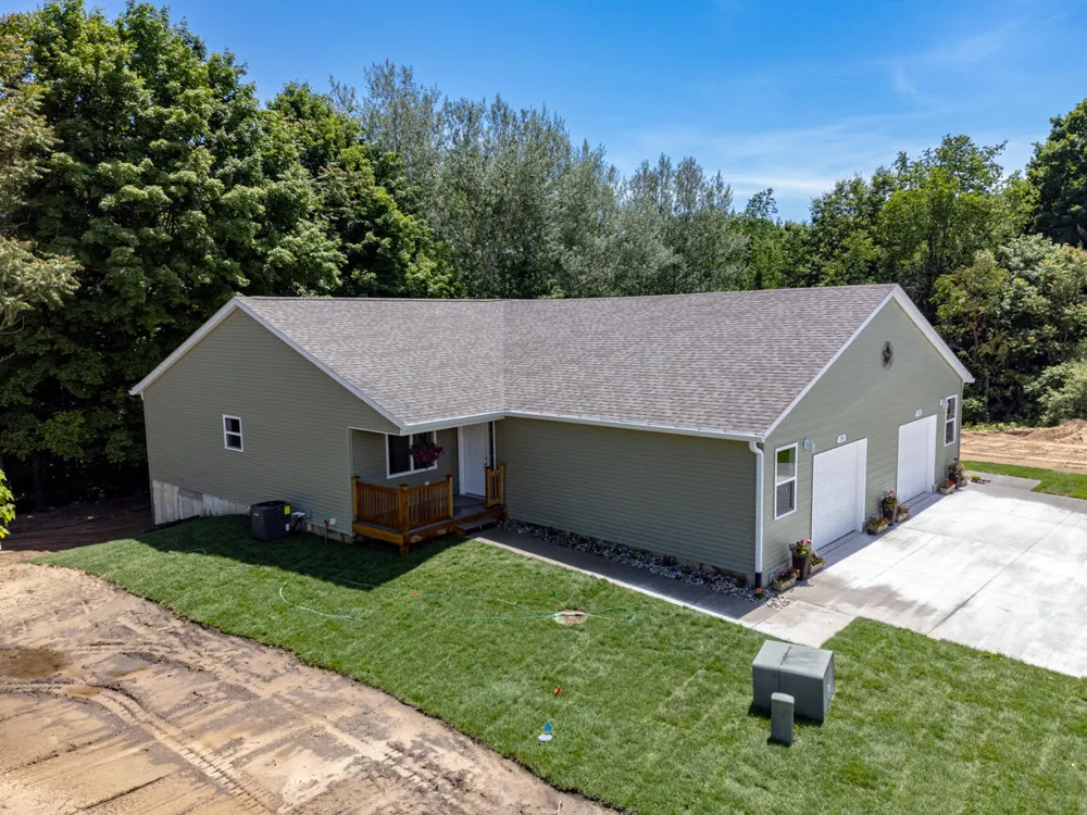 194 Devonwood Drive Shelby Village, MI 49455