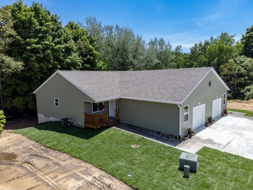 194 Devonwood Drive Shelby Village, MI 49455