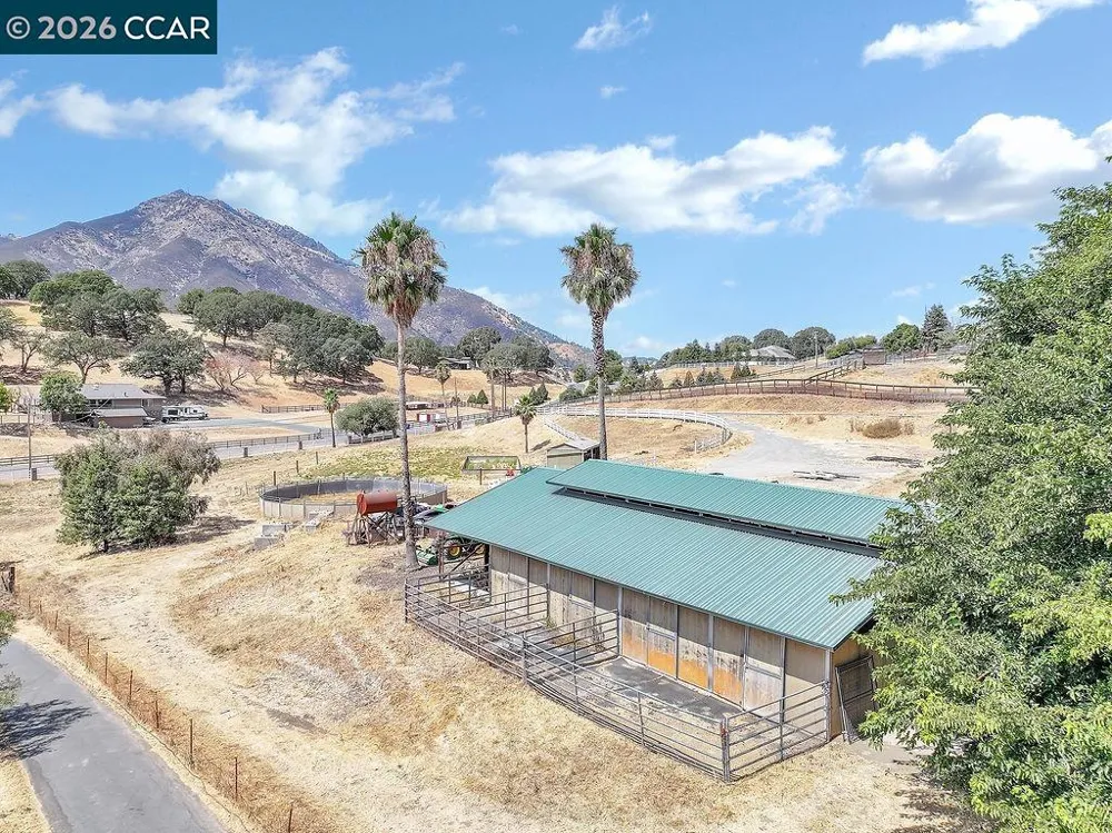 4161 Leon Drive Clayton, CA 94517