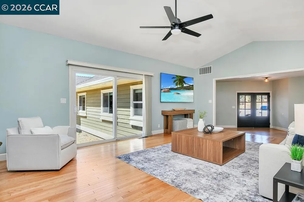 4161 Leon Drive Clayton, CA 94517