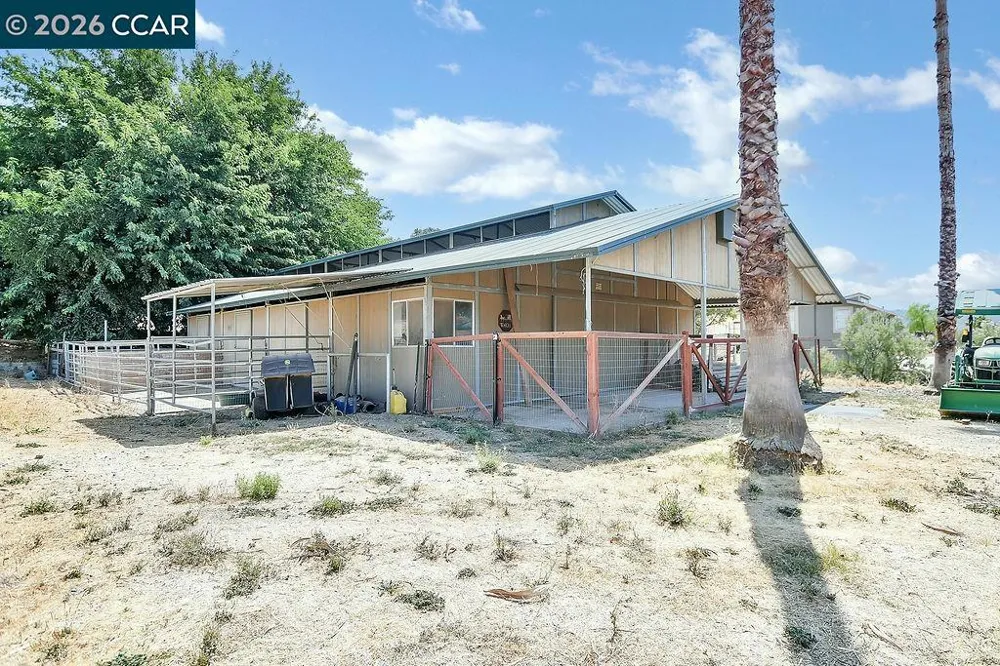 4161 Leon Drive Clayton, CA 94517