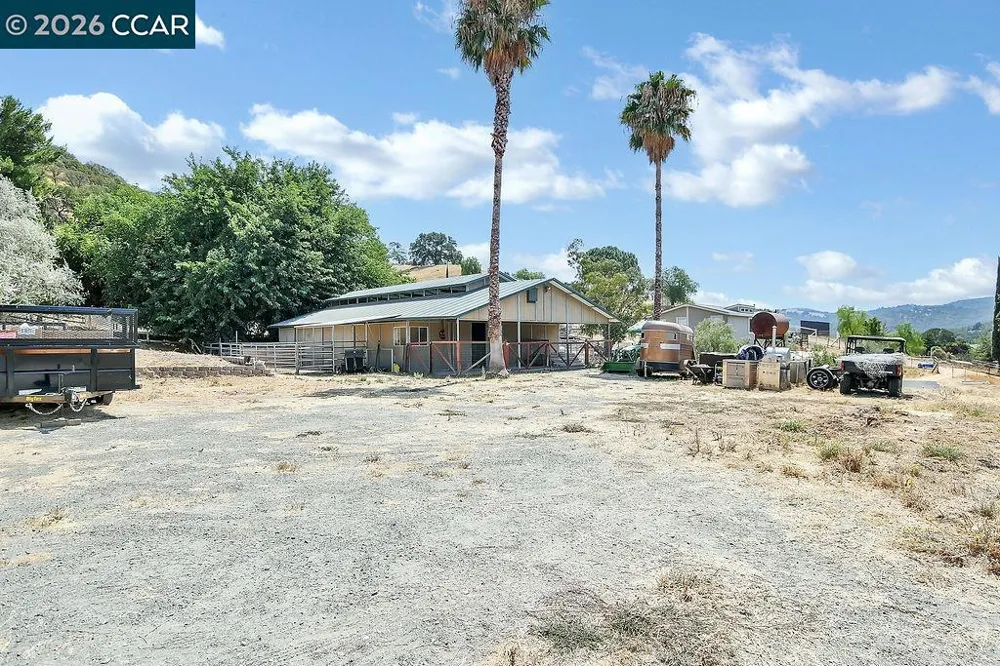 4161 Leon Drive Clayton, CA 94517
