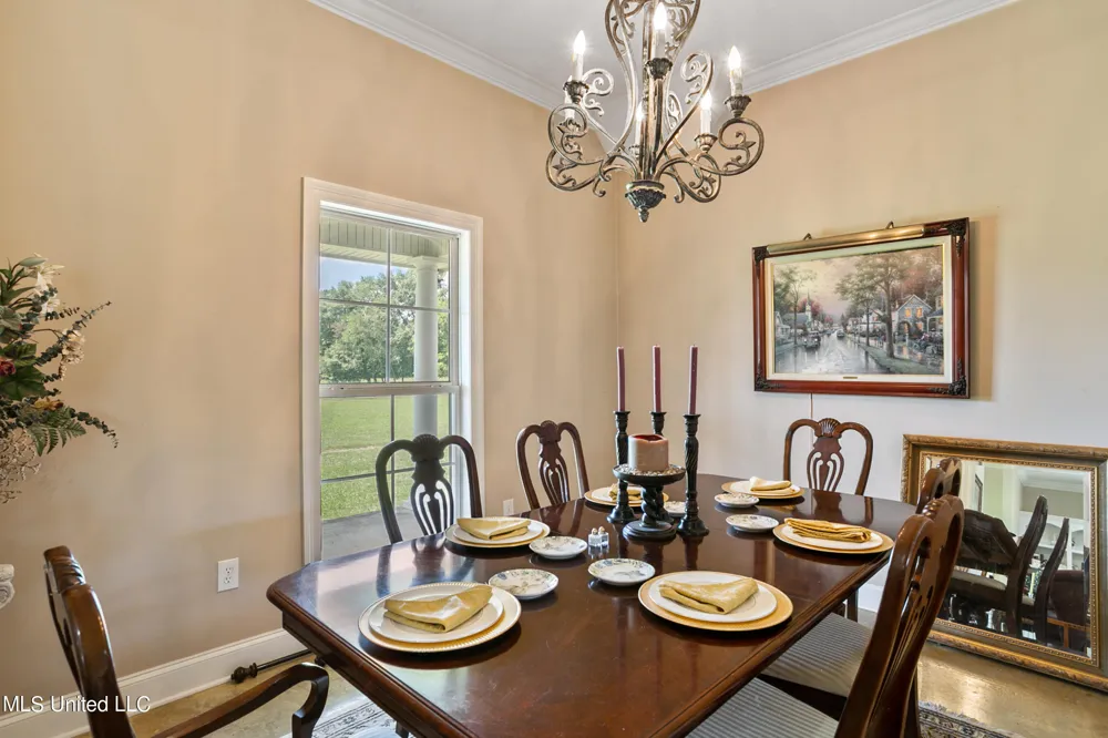 3148 Volley Campbell Road Terry, MS 39170
