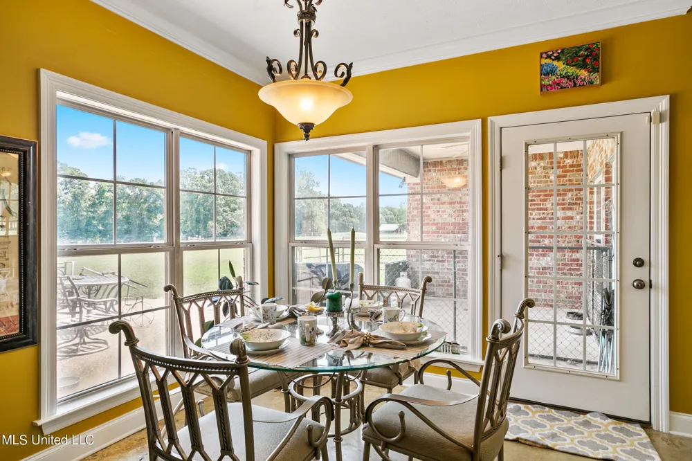 3148 Volley Campbell Road Terry, MS 39170