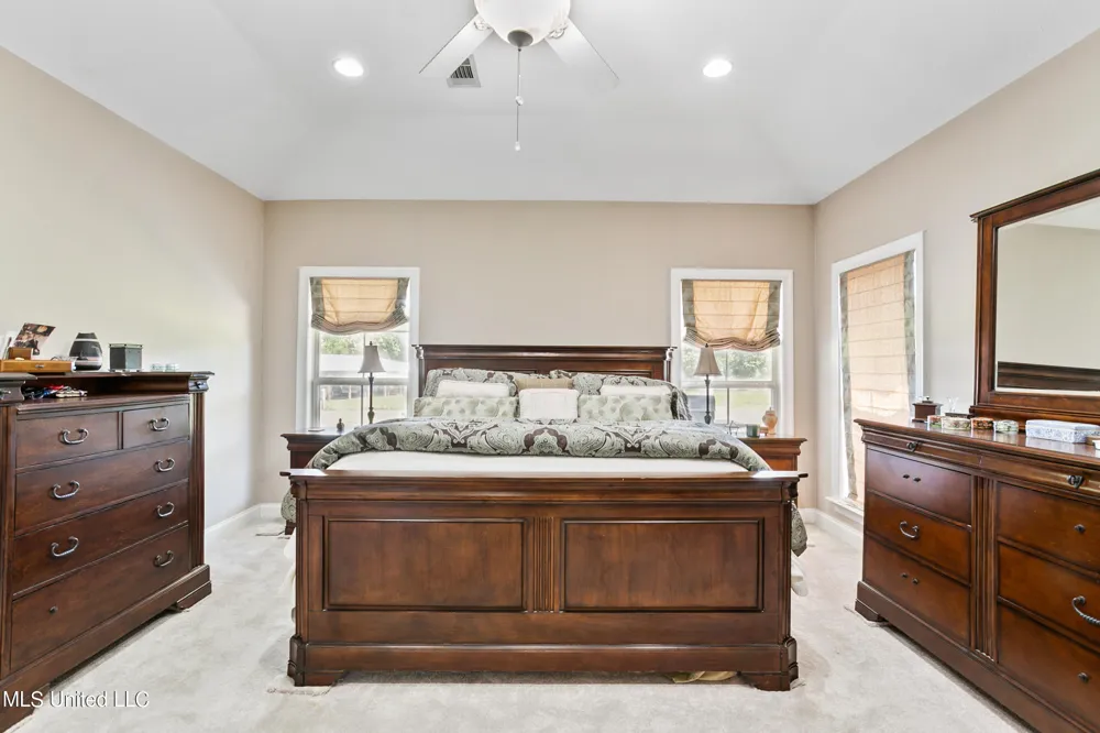 3148 Volley Campbell Road Terry, MS 39170