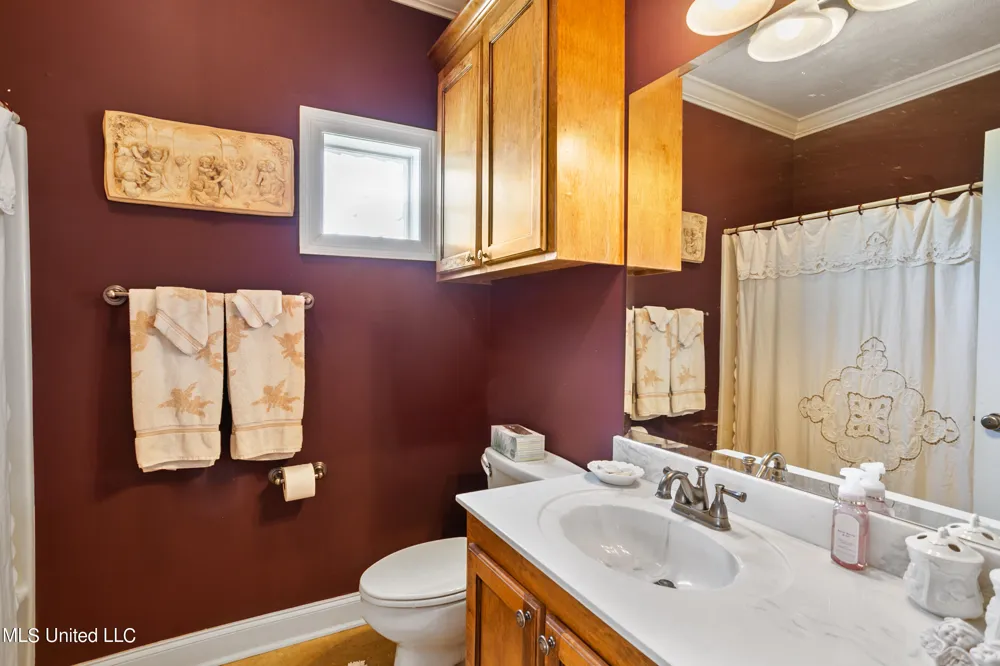 3148 Volley Campbell Road Terry, MS 39170
