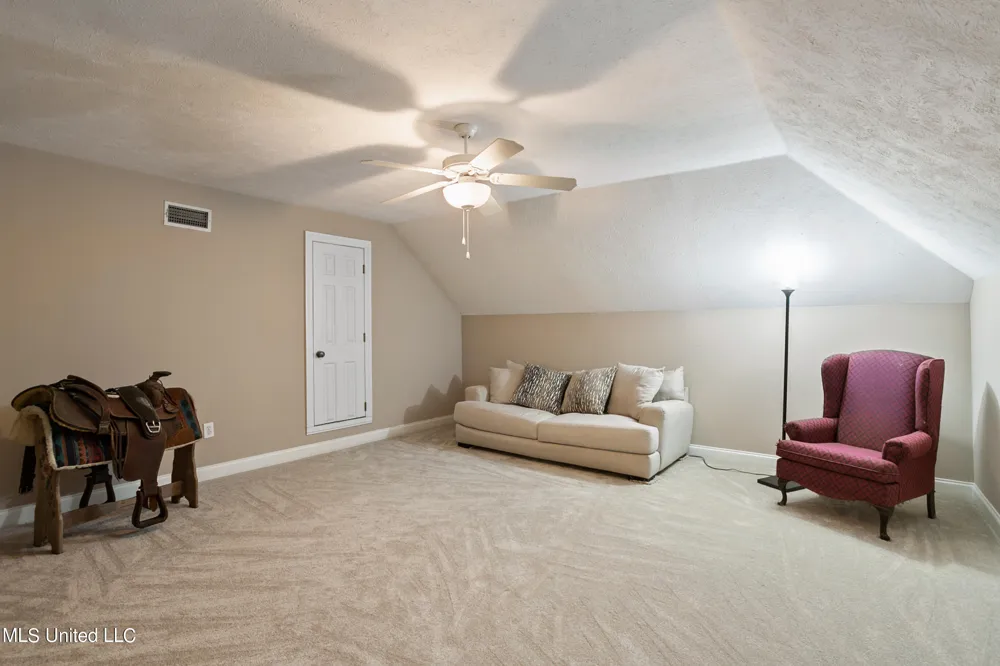 3148 Volley Campbell Road Terry, MS 39170