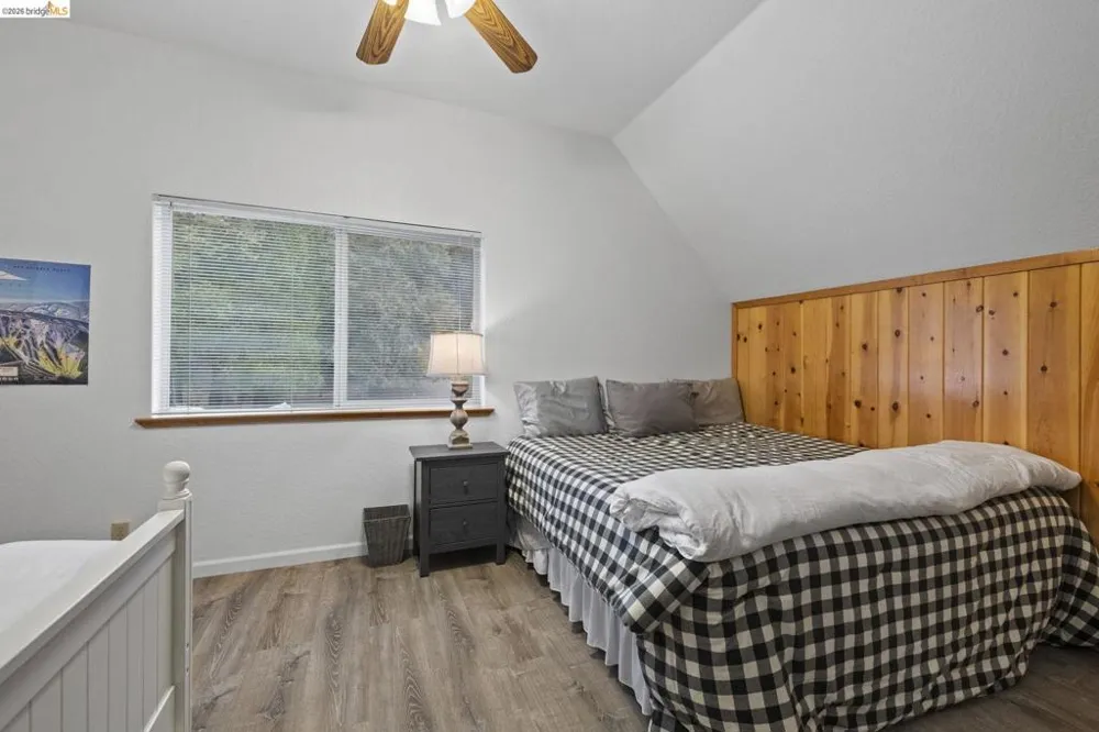 28515 S Stan Ct Strawberry, CA 95375