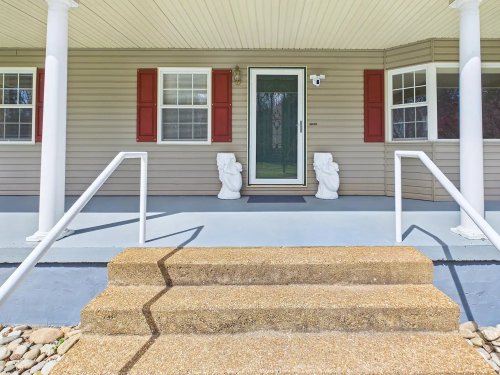228 County Road 326 Sweetwater, TN 37874