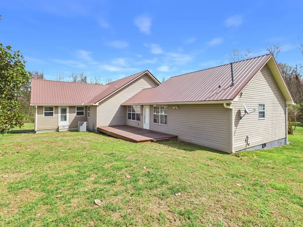 228 County Road 326 Sweetwater, TN 37874