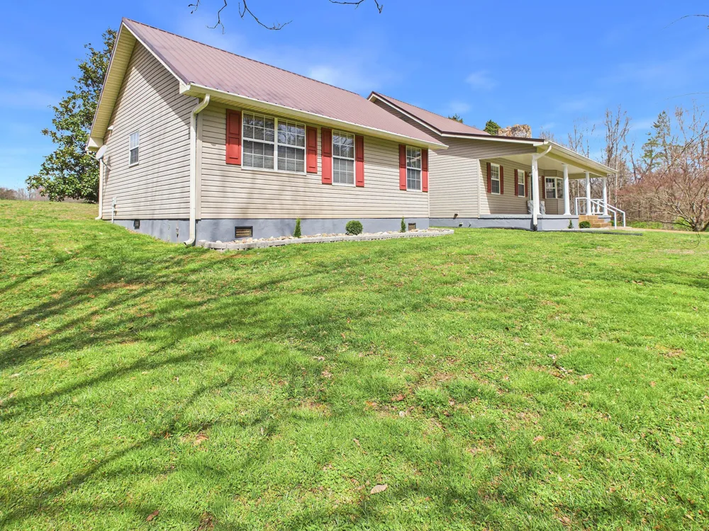 228 County Road 326 Sweetwater, TN 37874
