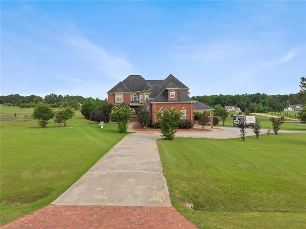 345 River Cove Meadows Social Circle, GA 30025