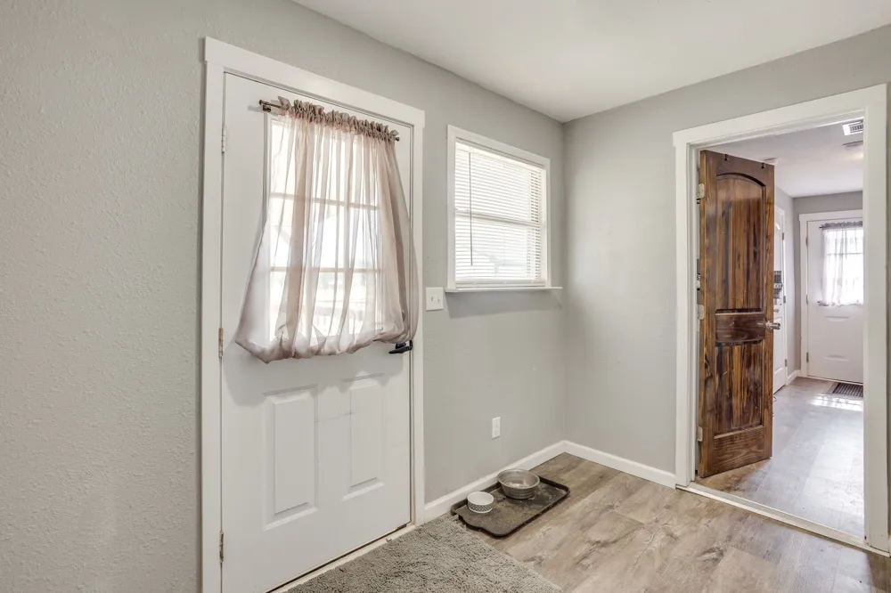 6296 Fm 1195 Mineral Wells, TX 76067
