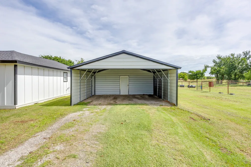 6296 Fm 1195 Mineral Wells, TX 76067