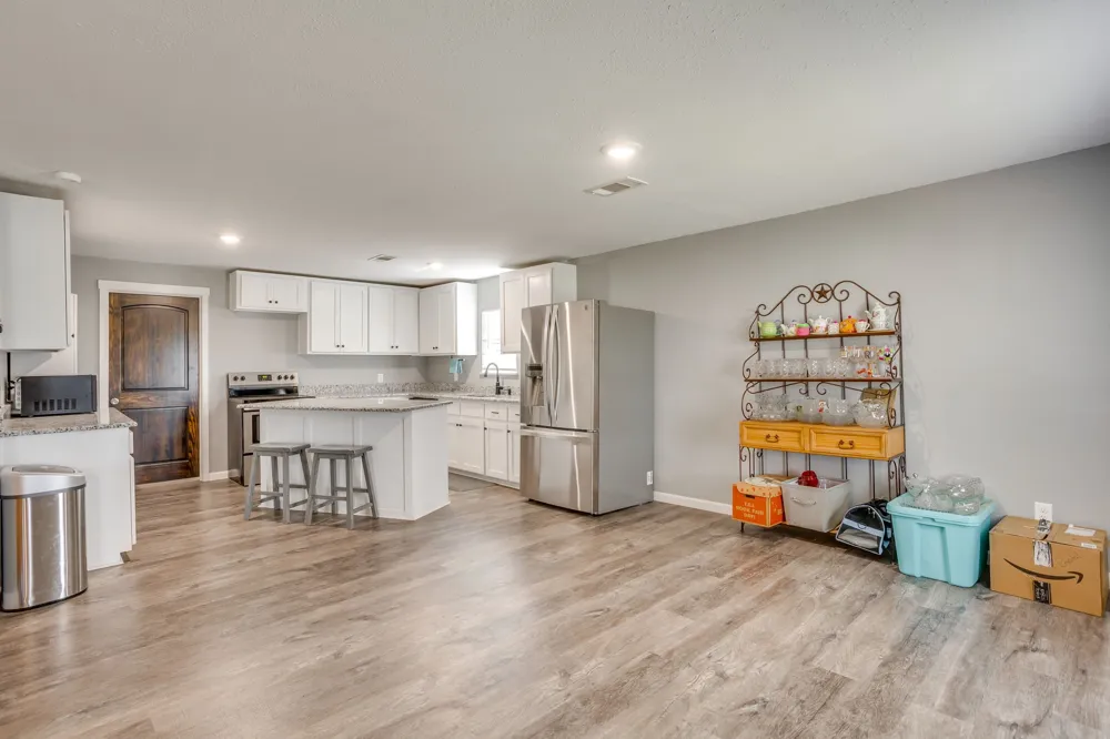6296 Fm 1195 Mineral Wells, TX 76067