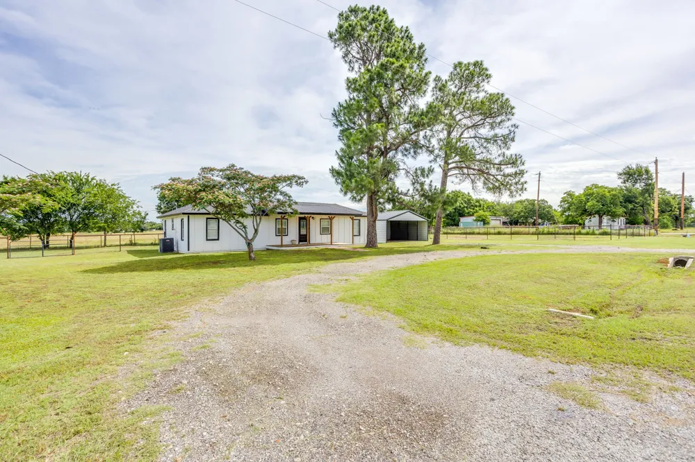 6296 Fm 1195 Mineral Wells, TX 76067