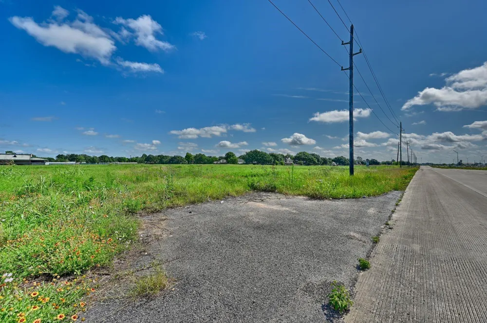 Kersten Road Sealy, TX 77474