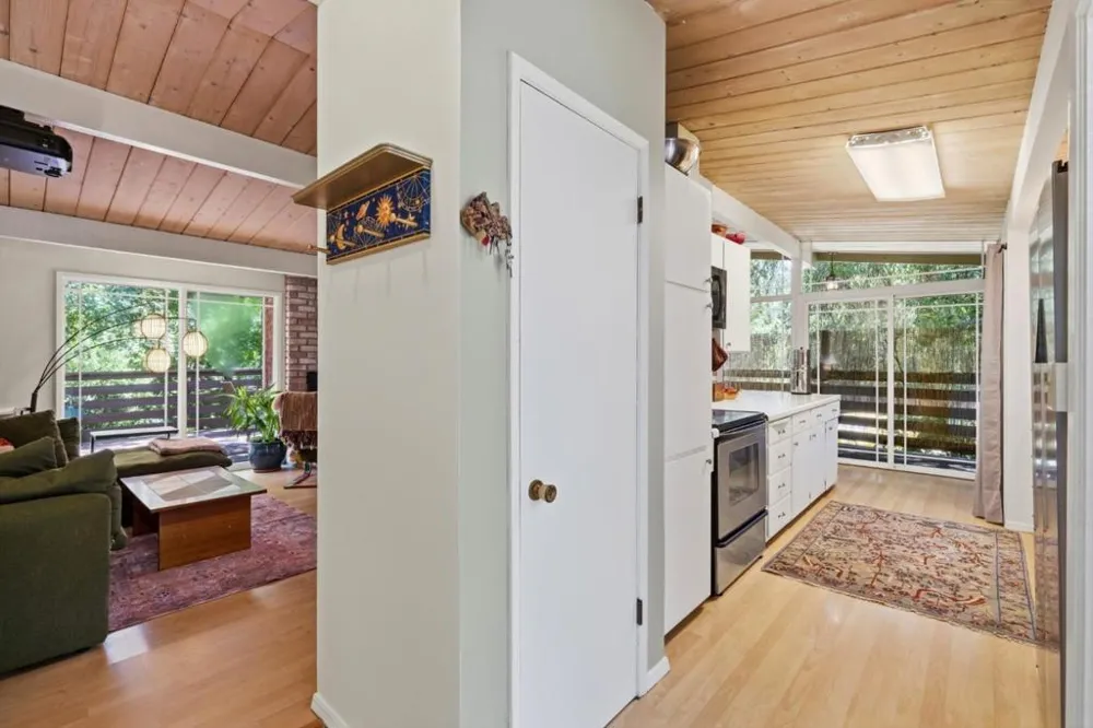 111 Greenview Drive Boulder Creek, CA 95006