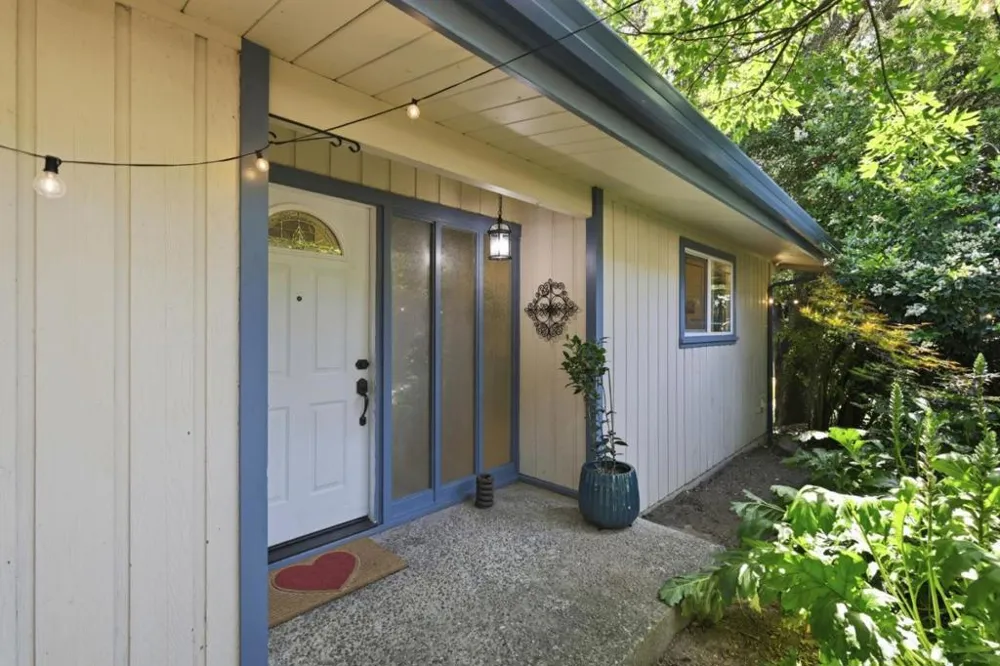 111 Greenview Drive Boulder Creek, CA 95006