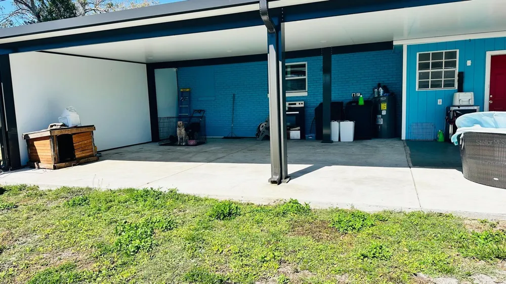 6804 BARRY ROAD Tampa, FL 33634