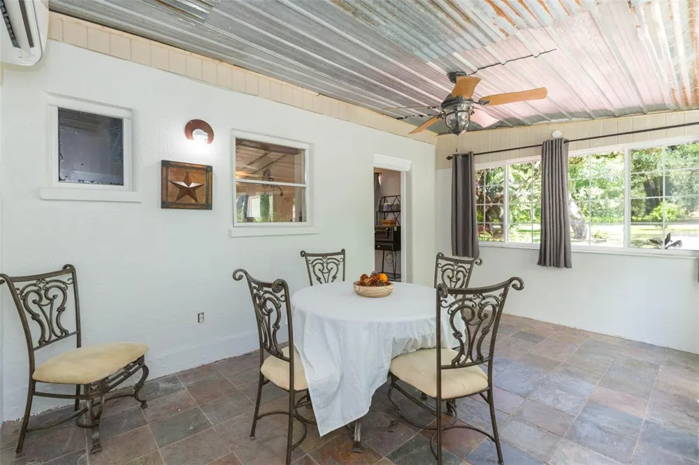 5431 TOWER STREET Dade City, FL 33523