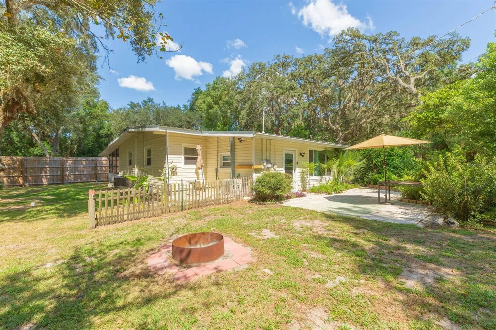 5431 TOWER STREET Dade City, FL 33523