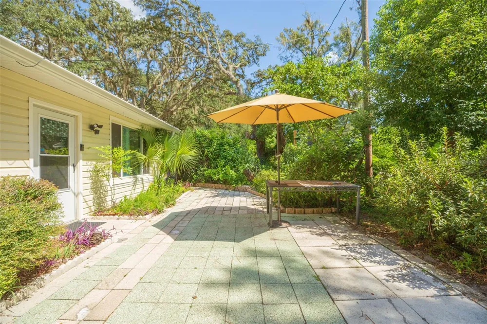 5431 TOWER STREET Dade City, FL 33523