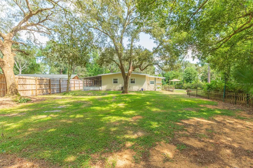 5431 TOWER STREET Dade City, FL 33523