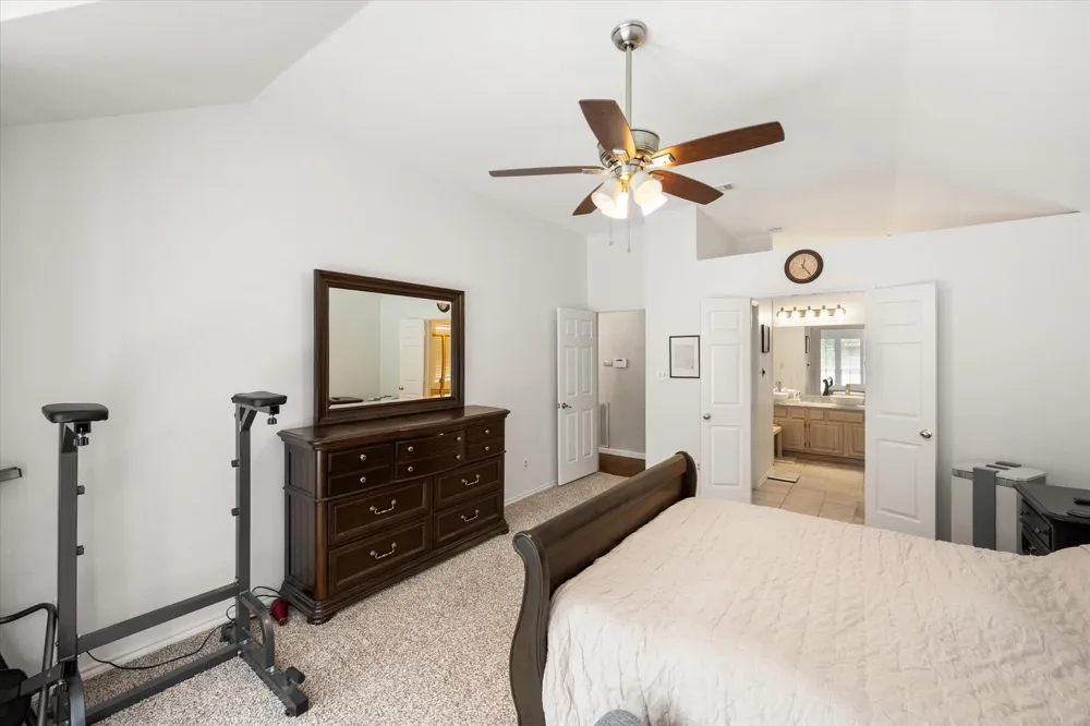 4137 Mapleridge Drive Grapevine, TX 76051