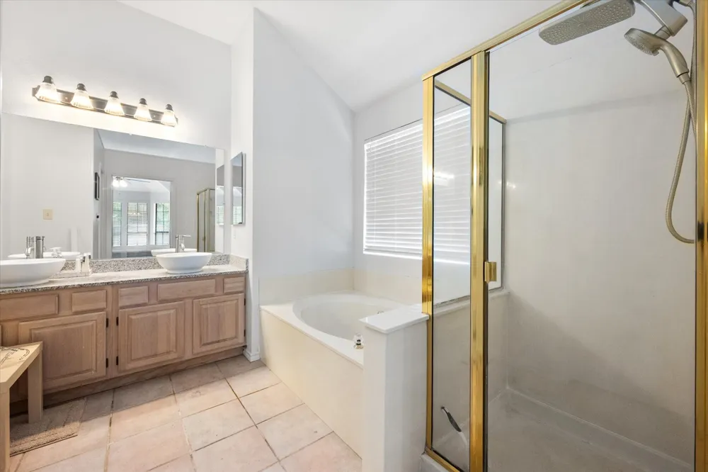 4137 Mapleridge Drive Grapevine, TX 76051