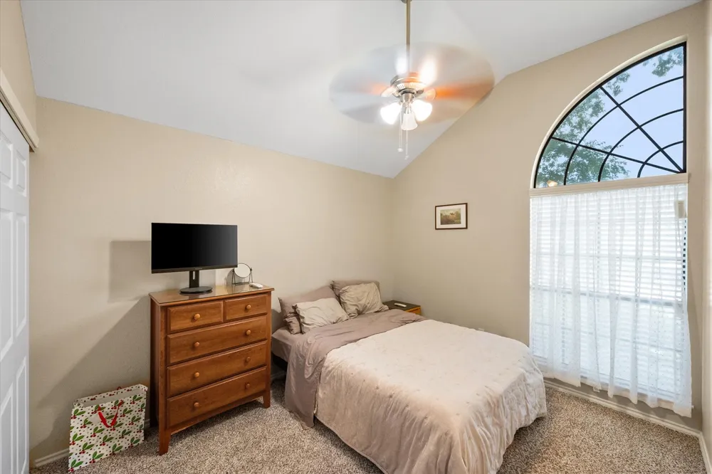 4137 Mapleridge Drive Grapevine, TX 76051