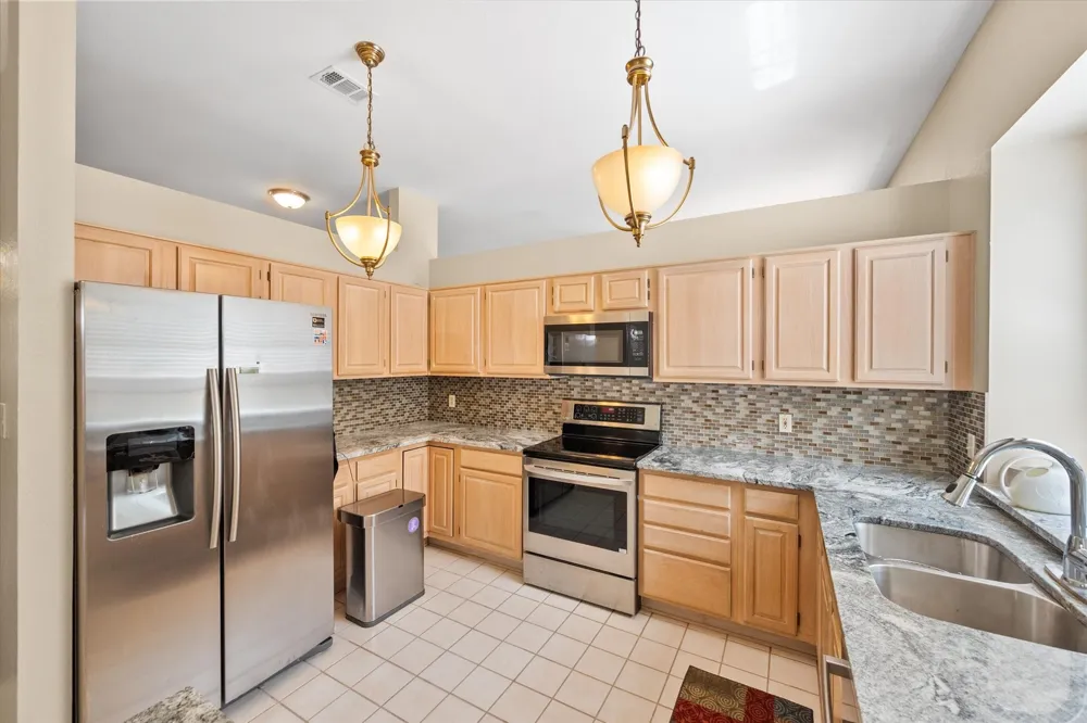 4137 Mapleridge Drive Grapevine, TX 76051