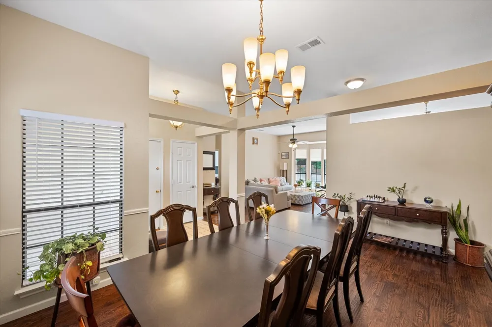 4137 Mapleridge Drive Grapevine, TX 76051